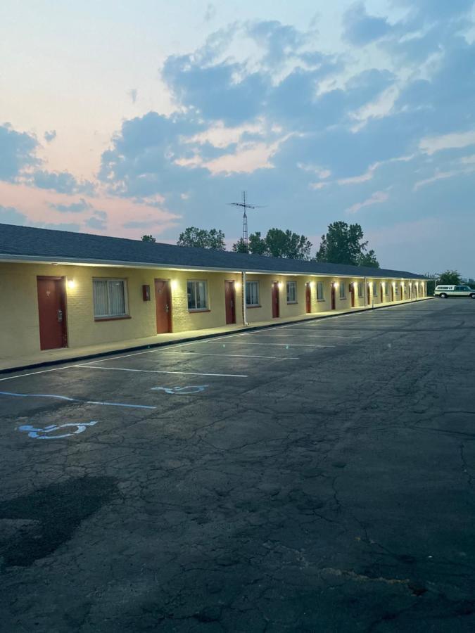 New Budget Inn Eaton Exterior foto